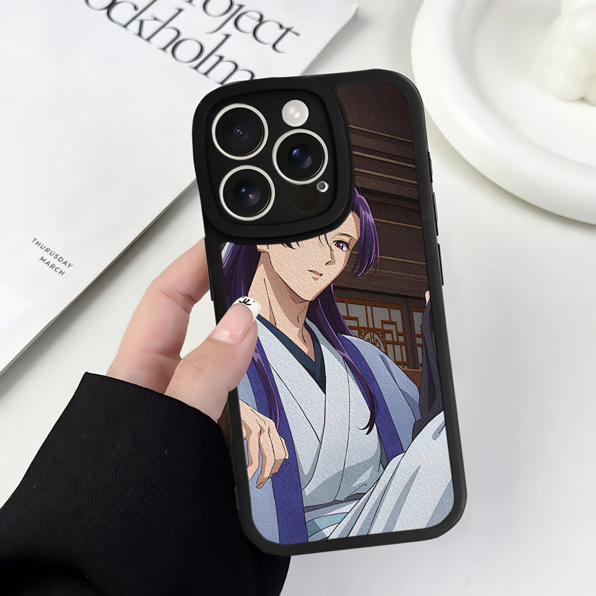 薬屋のひとりごと The Apothecary Diaries 【iPhone 16シリーズ対応】シリコンスマホケース（レザー調） 材質：シリコン